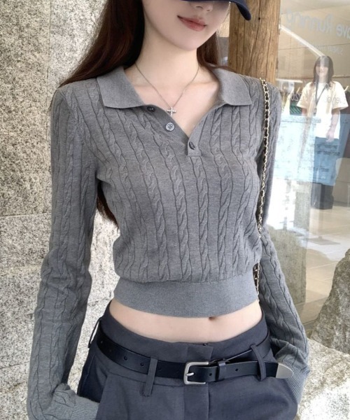 Vipoa(ヴィポア)の「Simple polo collar knit top(ニット/セーター・レディース・ホワイト/ブラック/グレー・FREE)」の9枚目の写真