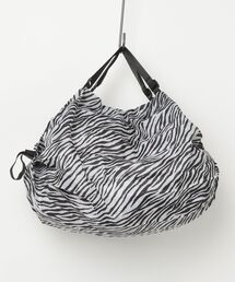 Vini（ヴィニ）の「【Vini】アニマル柄の折り畳める大容量バッグ（ショルダーバッグ）」