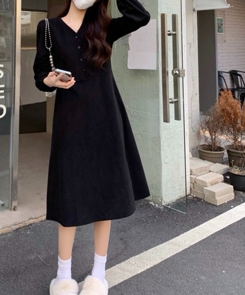 SHOUYO(ショウヨウ)の「Aラインロングワンピース(ワンピース・レディース・ベージュ/ブラック・M)」の13枚目の写真