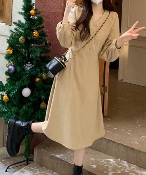SHOUYO(ショウヨウ)の「Aラインロングワンピース(ワンピース・レディース・ベージュ/ブラック・M)」の16枚目の写真