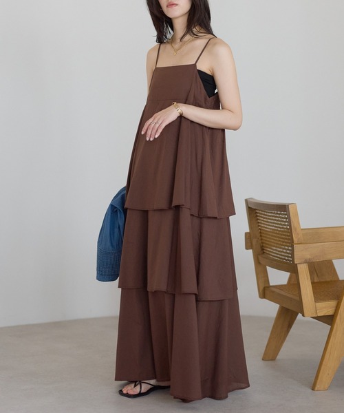sakishimatokyo(サキシマトーキョー)の「【India Fabric】ティアードキャミワンピ(ワンピース・レディース・ブラウン/ネイビー/モカ・M/L)」の2枚目の写真