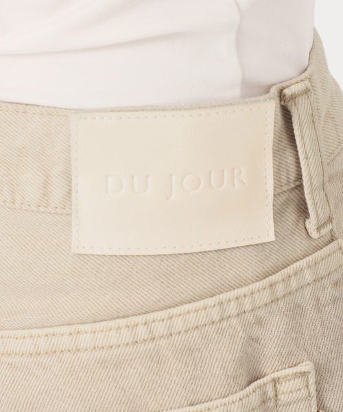 B.C STOCK（ベーセーストック）の「ウォッシャブル / DU JOUR / デュ ジュール SWORD CROP JEAN（デニムパンツ・レディース・ベージュ/ブルー系その他・34/36/38）」の17枚目の写真