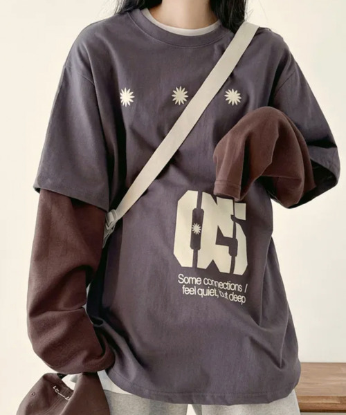VIVID LADY(ビビッドレディー)の「フェイクレイヤード フロントプリント ロンT(Tシャツ/カットソー・レディース・ネイビー/ブラウン/チャコールグレー・FREE)」の6枚目の写真