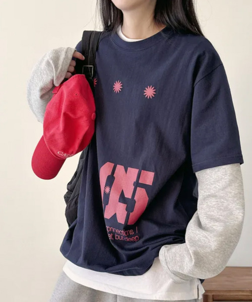 VIVID LADY(ビビッドレディー)の「フェイクレイヤード フロントプリント ロンT(Tシャツ/カットソー・レディース・ネイビー/ブラウン/チャコールグレー・FREE)」の18枚目の写真