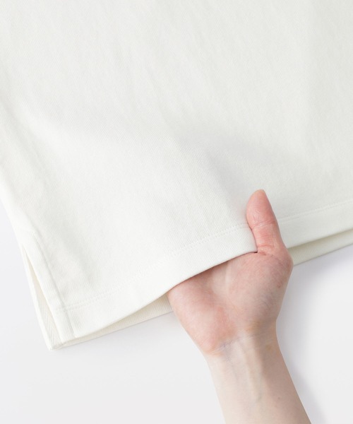 無印良品(ムジルシリョウヒン)の「婦人 太番手ボートネック長袖Tシャツ(Tシャツ/カットソー・レディース・スモーキーグリーン系/オフホワイト/チャコールグレー/ネイビー系/ブルー系/ライトイエロー系・S/L/XL/M)」の21枚目の写真