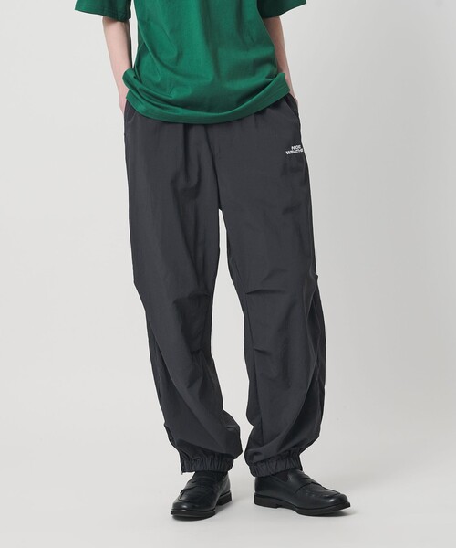 NICE WEATHER(ナイスウェザー)の「<NICE WEATHER>ナイロン トレーニングパンツ(その他パンツ・メンズ・ネイビー・L/M/S/XS)」の2枚目の写真