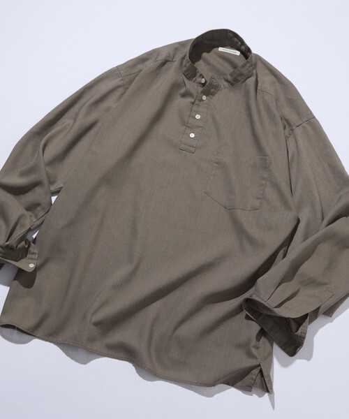 FREAK'S STORE（フリークスストア）の「限定展開 Relax Fit リラックスフィット リネンミックス バンドカラー プルオーバー シャツ（シャツ/ブラウス・メンズ・チャコールグレー/ブラック/ベージュ・SMALL/MEDIUM/LARGE）」の13枚目の写真