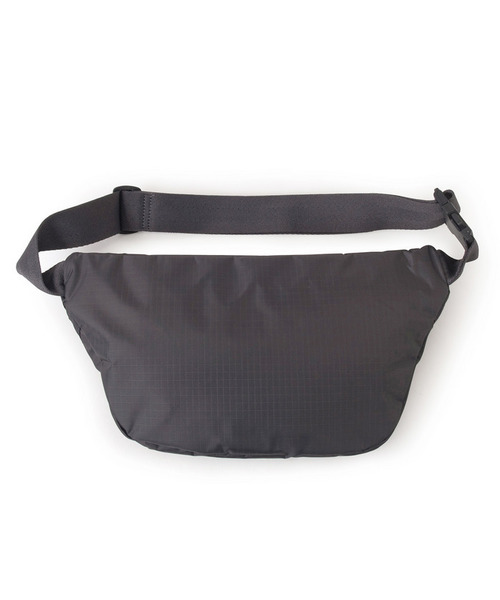 LeSportsac(レスポートサック)の「HERITAGE BELT BAG サンダー(ボディバッグ/ウエストポーチ・レディース・グレー・FREE)」の9枚目の写真