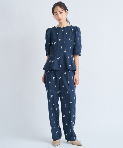 NOELA（ノエラ）の「【Premium】フラワー刺繍ブラウス（シャツ/ブラウス・レディース・ベージュ/ネイビー・フリー）」の20枚目の写真