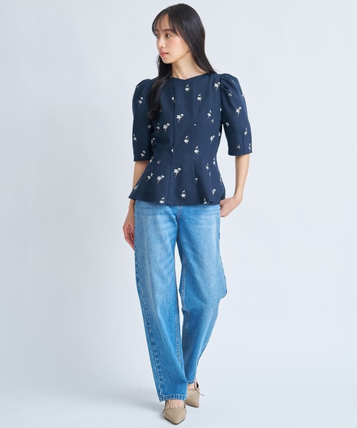 NOELA（ノエラ）の「【Premium】フラワー刺繍ブラウス（シャツ/ブラウス・レディース・ベージュ/ネイビー・フリー）」の18枚目の写真