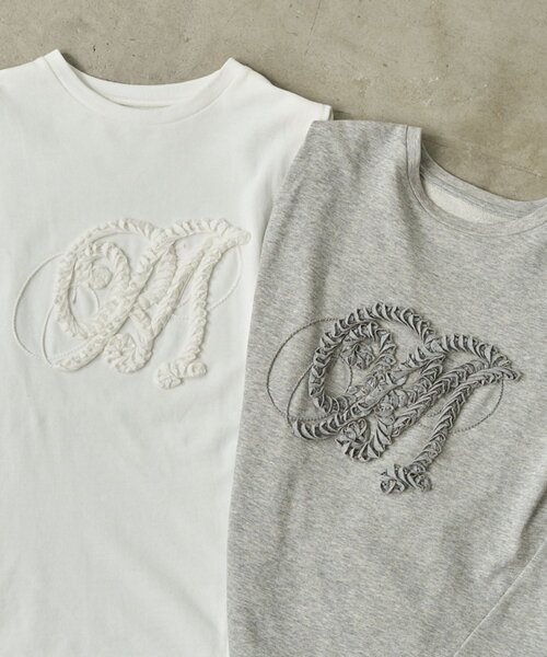 LIVETART(リヴェタート)の「BA刺繍カットソー(Tシャツ/カットソー・レディース・グレー/ホワイト・FREE)」の3枚目の写真