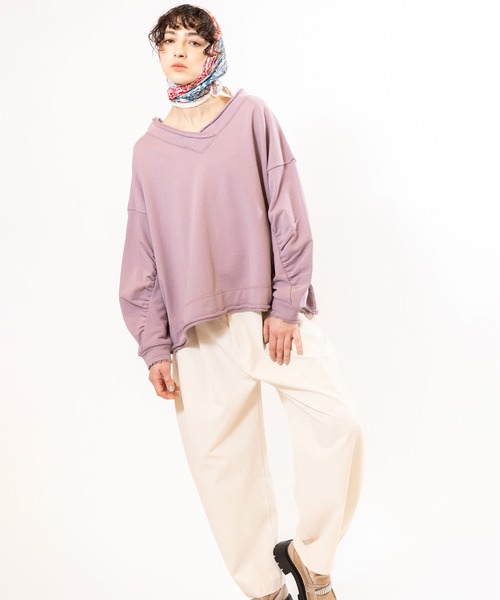 OSMOSIS（オズモーシス）の「裏毛Vネックプルオーバー（Tシャツ/カットソー・レディース・チャコール/ライトパープル/グレー・ONE SIZE）」の17枚目の写真