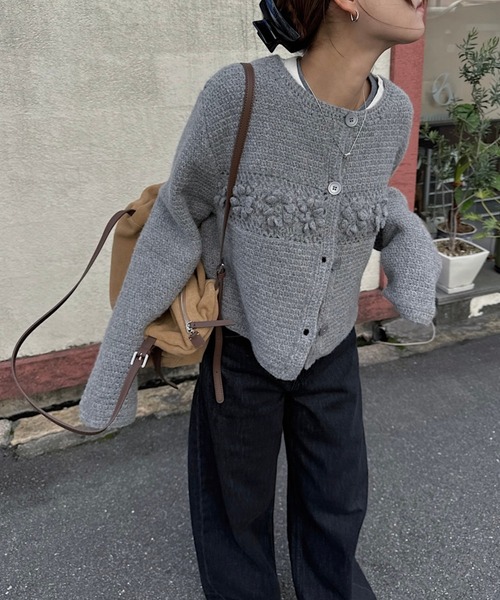 nananamoe(ナナナモエ)の「flower motif hand wool knit / フラワーモチーフハンドウールニット(カーディガン/ボレロ・レディース・ブラック/アイボリー/グレー・FREE)」の9枚目の写真