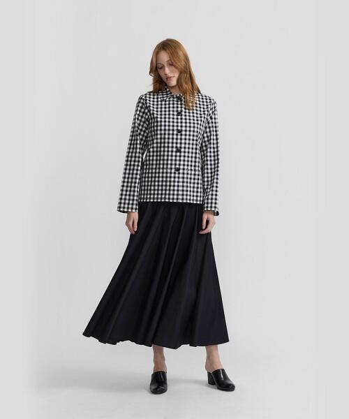 agnes b.（アニエスベー）の「ギンガムチェック コットン 長袖 ブラウス ”Perryne”（シャツ/ブラウス・レディース・ブラック・1/2/3）」の3枚目の写真