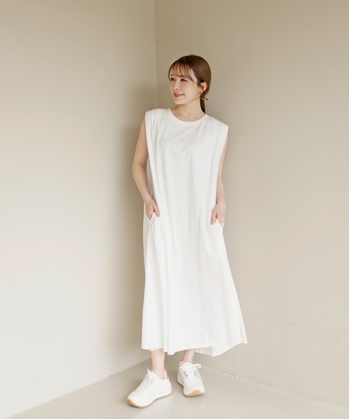 CHhdmn(シーエイチヒデモン)の「ショルダータック ドレープ ノースリーブカットソーワンピース/リラックス/袖なし(ワンピース・レディース・ブラック/ネイビー/ホワイト・M/L)」の19枚目の写真