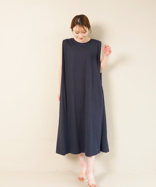 CHhdmn(シーエイチヒデモン)の「ショルダータック ドレープ ノースリーブカットソーワンピース/リラックス/袖なし(ワンピース・レディース・ブラック/ネイビー/ホワイト・M/L)」の10枚目の写真
