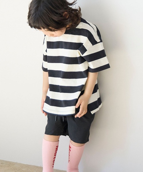 LOWRYS FARM（ローリーズファーム）の「フトボーダーＴＳＳ　647867（Tシャツ/カットソー・キッズ・ブラウン/レッド/ブラック/グリーン・140cm/130cm/120cm/110cm/150cm）」の2枚目の写真