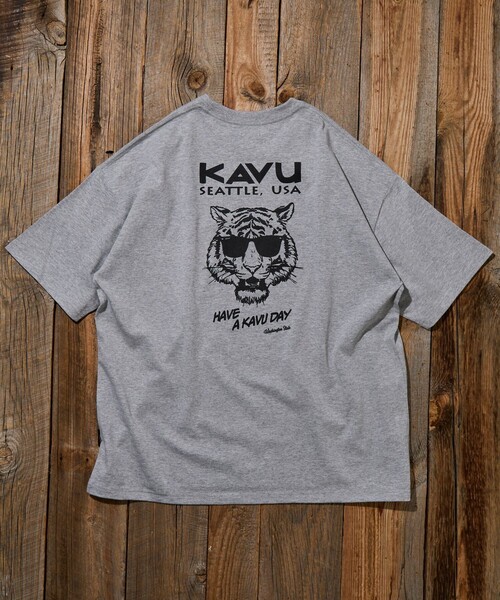 FREAK'S STORE(フリークスストア)の「限定展開 KAVU×FREAK'S STORE カブ― 別注 バックプリント クルーネック Tシャツ TIGER(Tシャツ/カットソー・メンズ・ホワイト/グレー/グレイッシュベージュ/ブラック・LARGE/MEDIUM/SMALL)」の13枚目の写真