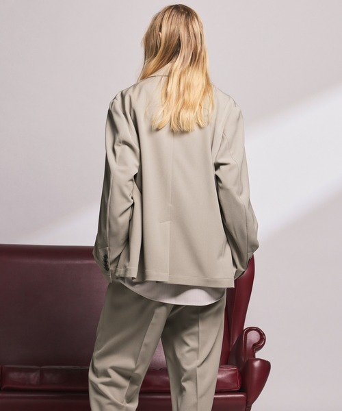 MAISON SPECIAL(メゾンスペシャル)の「《UNISEX》Tricker Twill Regular-Over 2B Tailored Jacket/トリッカーツイルレギュラーオーバー2Bテーラードジャケット【MAISON SPECIAL/メゾンスペシャル】■セットアップ対応■(テーラードジャケット・メンズ・グレイッシュベージュ/ブラック/チャコールグレー/ブラウン・2/1/0)」の18枚目の写真