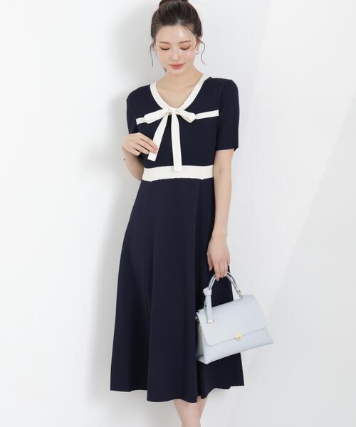 PROPORTION BODY DRESSING(プロポーションボディドレッシング)の「リボンタイバイカラーニットワンピース / 1216140306(ワンピース・レディース・ネイビー/ベージュ/ホワイト系その他・MEDIUM/P/S/SMALL)」の3枚目の写真