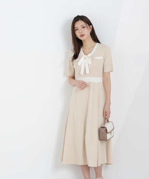PROPORTION BODY DRESSING(プロポーションボディドレッシング)の「リボンタイバイカラーニットワンピース / 1216140306(ワンピース・レディース・ネイビー/ベージュ/ホワイト系その他・MEDIUM/P/S/SMALL)」の1枚目の写真