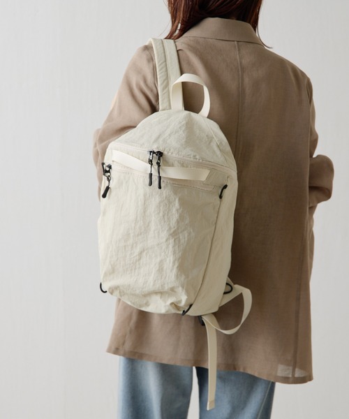 COLLAGE GALLARDAGALANTE(コラージュガリャルダガランテ)の「PAPILLONNER/パッカブルリュック(バックパック/リュック・レディース・アイボリー/ブラック・FREE)」の16枚目の写真