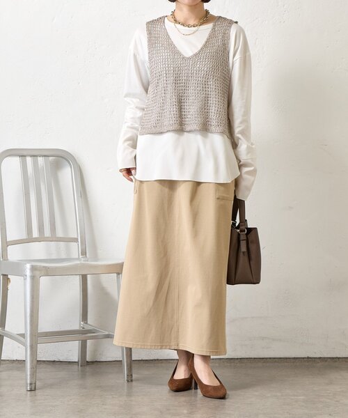 Jena espace merveilleux（ジェナ　エスパスメルヴェイユ）の「【レイヤードで差をつける】メタリックヤーンベスト（ニット/セーター・レディース・グレー/ゴールド・FREE）」の3枚目の写真