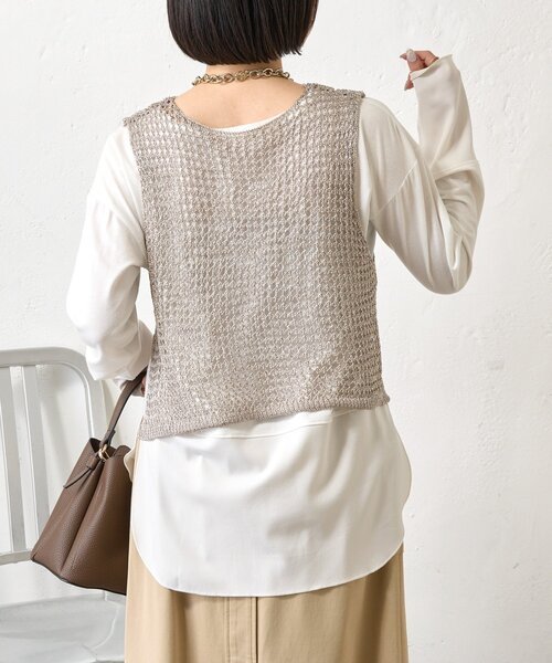 Jena espace merveilleux（ジェナ　エスパスメルヴェイユ）の「【レイヤードで差をつける】メタリックヤーンベスト（ニット/セーター・レディース・グレー/ゴールド・FREE）」の12枚目の写真