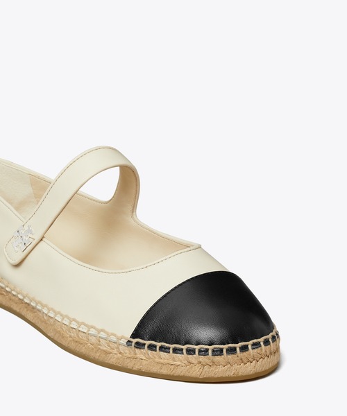 TORY BURCH(トリーバーチ)の「キャップトゥ メリージェーン エスパドリーユ(スリッポン・レディース・アイボリー・25.5cm/25cm/24.5cm/24cm/23.5cm/23cm)」の4枚目の写真