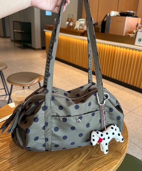 Teem Store（チームストア）の「【大容量】フロントポケットナイロンドット柄ボストンバッグ（ボストンバッグ・レディース・アイボリー/ブラック/グレー/カーキ・F）」の11枚目の写真
