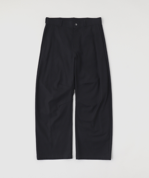 WISM(ウィズム)の「NAMELESSNESS / ネームレスネス DUCK CURVE PANT(その他パンツ・メンズ・ベージュ/ブラック・3/2)」の8枚目の写真