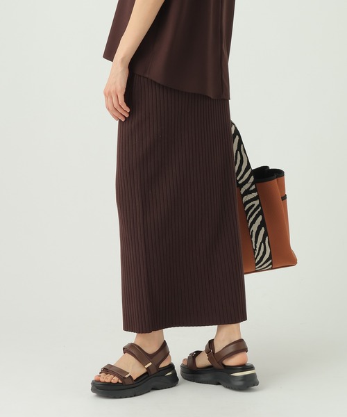 Elura（エルーラ）の「サマープロテクトナロースカート/659656（スカート・レディース・ダークブラウン/ホワイト/グレイッシュベージュ/ブラック・MEDIUM/LARGE）」の3枚目の写真