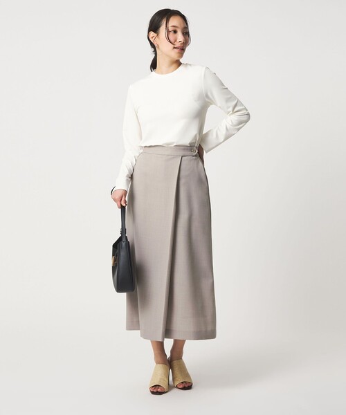 A DAY IN THE LIFE UNITED ARROWS(アデイインザライフユナイテッドアローズ)の「カルゼ ラップスカート ‐ウォッシャブル‐ <A DAY IN THE LIFE>(スカート・レディース・ベージュ/ネイビー・36/38)」の4枚目の写真