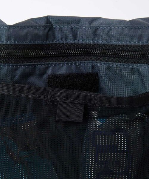 karrimor（カリマー）の「TC sacoche M（エコバッグ/サブバッグ・メンズ・ネイビー/ミント/ブラック/ライトグレー系・FREE）」の8枚目の写真