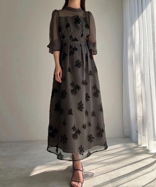 junoah(ジュノア)の「シアーフラワーバックリボンワンピース(ワンピース・レディース・ブラック/チャコール/ブラウン・LARGE/SMALL/MEDIUM)」の17枚目の写真