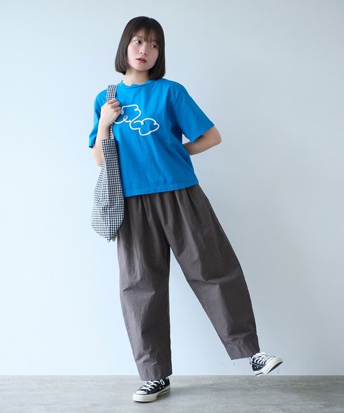 bulle de savon（ビュルデサボン）の「△mokumoku 刺繍 Ｔシャツ（Tシャツ/カットソー・レディース・ブルー/ホワイト・FREE）」の8枚目の写真