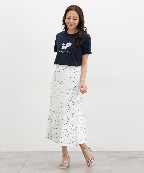 Honeys(ハニーズ)の「【ハニさら・接触冷感・UVカット】フラワープリントTシャツ(Tシャツ/カットソー・レディース・アイボリー/ネイビー/サックスブルー/ピンク・L/M/S/LL)」の8枚目の写真