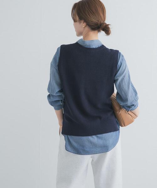 URBAN RESEARCH DOORS（アーバンリサーチドアーズ）の「リネンコットンKNITベスト（ベスト・レディース・ベージュ/ネイビー・FREE）」の13枚目の写真