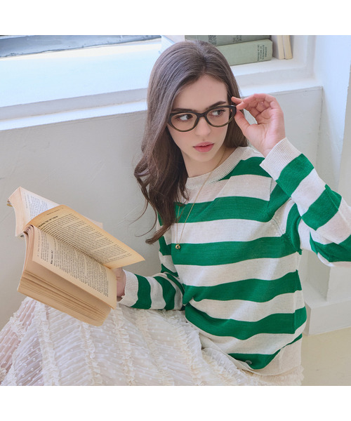 SLOWLOLLI（スローローリ）の「Stripe round-neck knit_4 Colors（ニット/セーター・レディース・パープル/レッド/ブルー/グリーン・FREE）」の2枚目の写真