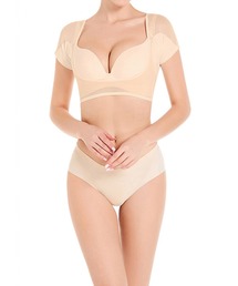 by LEGNA（バイレグナ）の「脇汗汗取りインナー（インナーウェア/肌着）」