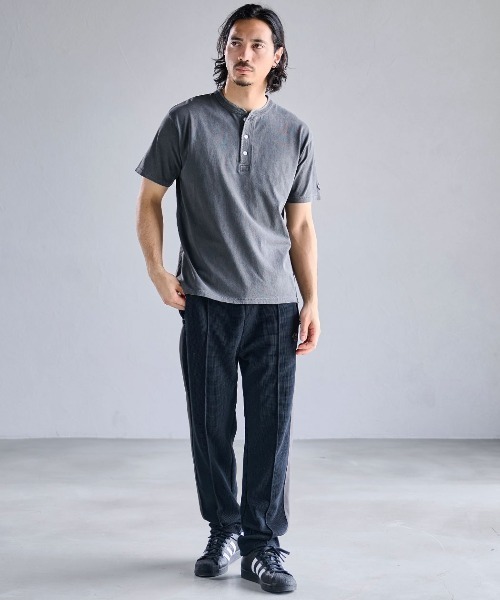 SILVER BULLET(シルバーバレット)の「『JEMORGAN LONG JOHNS/ジェーイーモーガンロングジョーンズ』ピグメント半袖ヘンリーネックTシャツ【+】(Tシャツ/カットソー・メンズ・パープル/グリーン/ブラック/オフホワイト・L/XL/M)」の11枚目の写真