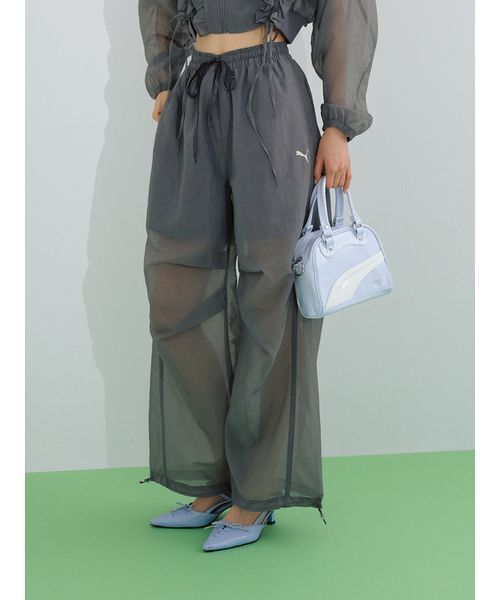 LILY BROWN(リリーブラウン)の「【LILY BROWN×PUMA】シアーパンツ(その他パンツ・レディース・チャコールグレー/サックスブルー・F)」の2枚目の写真