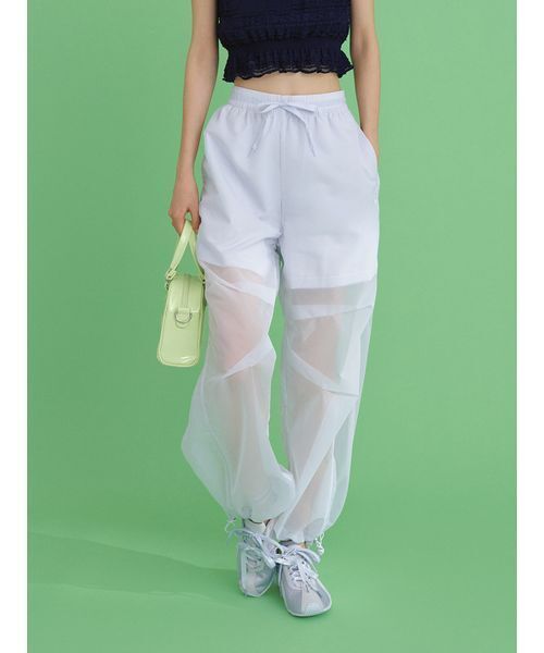 LILY BROWN(リリーブラウン)の「【LILY BROWN×PUMA】シアーパンツ(その他パンツ・レディース・チャコールグレー/サックスブルー・F)」の3枚目の写真