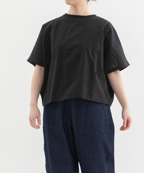 nop de nod(ノップドゥノッド)の「Cloche misc布帛Tシャツ(Tシャツ/カットソー・レディース・ライトブルー/ブラック/オフホワイト/キャメル・3)」の7枚目の写真