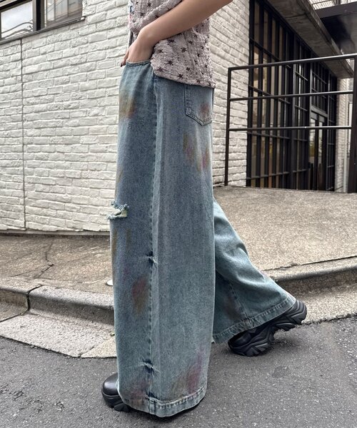 CIAOPANIC(チャオパニック)の「スプレー加工ダメージワイドデニムパンツ(その他パンツ・レディース・サックスブルー/ブルー・MEDIUM/SMALL)」の7枚目の写真