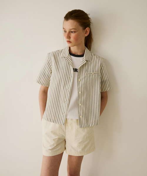 COVERNAT WOMAN（カバーナットウーマン）の「ウィメンズナイロンバンディングショーツライトグリーン（その他パンツ・レディース・その他・WS/WM）」の3枚目の写真