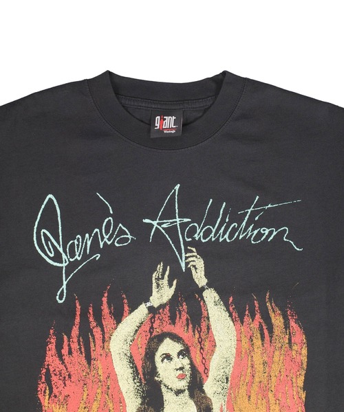 giant Vintage（ジャイアントヴィンテージ）の「【GIANT01】【Giant Vintage/ジャイアント ヴィンテージ】JANES ADDICTION BURNING LADY SCREEN PRINT OVERSIZED BOX SILHOUETTE T-SHIRTS（Tシャツ/カットソー・メンズ・ブラック系その他・LARGE/MEDIUM/SMALL）」の4枚目の写真