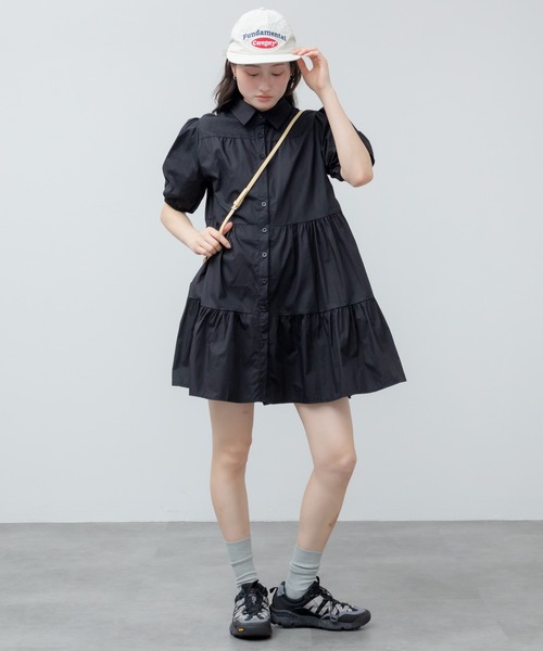 HEILIS(ヘイリス)の「ティアードシャツワンピース / シャツ 半袖 パフスリーブ ワンピース ミドル丈 膝丈 チュニック ティアード 夏服 春服 秋服 韓国 無地 シンプル ノームコア カジュアル オフィスカジュアル シティガール マタニティ ブラック ホワイト(シャツワンピース・レディース・ブラック/アイボリー・FREE)」の10枚目の写真