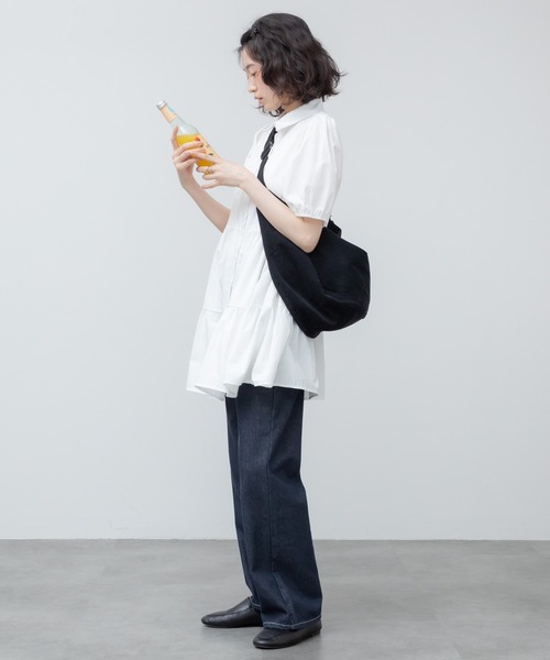 HEILIS(ヘイリス)の「ティアードシャツワンピース / シャツ 半袖 パフスリーブ ワンピース ミドル丈 膝丈 チュニック ティアード 夏服 春服 秋服 韓国 無地 シンプル ノームコア カジュアル オフィスカジュアル シティガール マタニティ ブラック ホワイト(シャツワンピース・レディース・ブラック/アイボリー・FREE)」の19枚目の写真