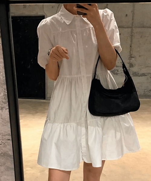 HEILIS(ヘイリス)の「ティアードシャツワンピース / シャツ 半袖 パフスリーブ ワンピース ミドル丈 膝丈 チュニック ティアード 夏服 春服 秋服 韓国 無地 シンプル ノームコア カジュアル オフィスカジュアル シティガール マタニティ ブラック ホワイト(シャツワンピース・レディース・ブラック/アイボリー・FREE)」の14枚目の写真